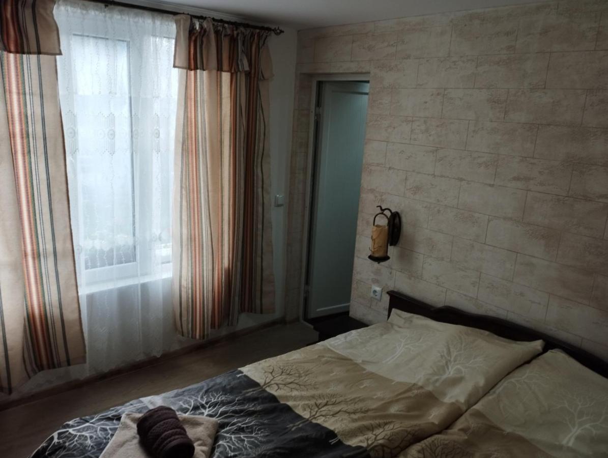 Семейна Къща Лазарови Sapareva Banya Esterno foto